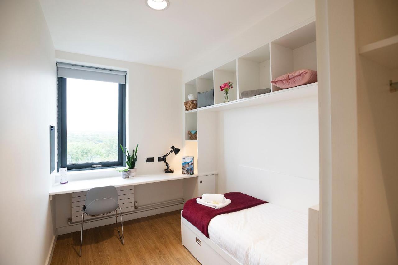 Goldcrest Village Rooms University Of Galway Bagian luar foto